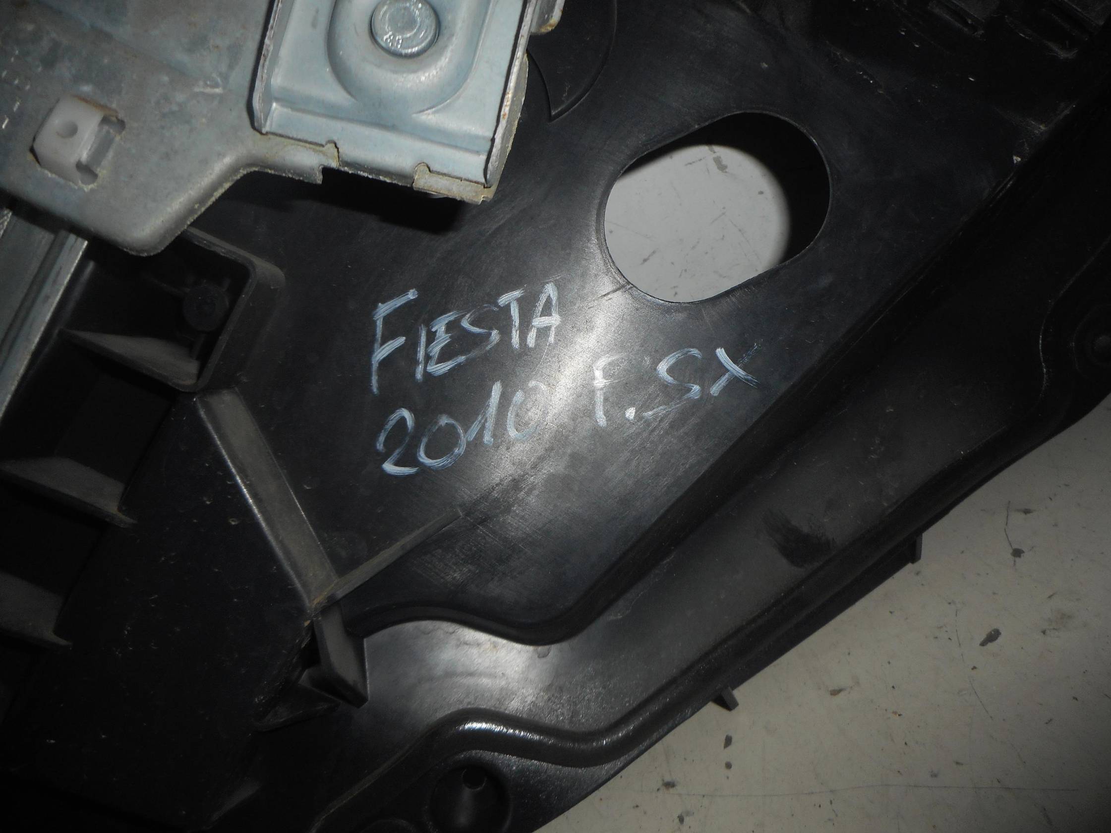 Alzacristallo porta post. sx.